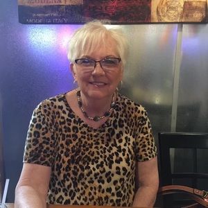 Meet your Posher, Janice